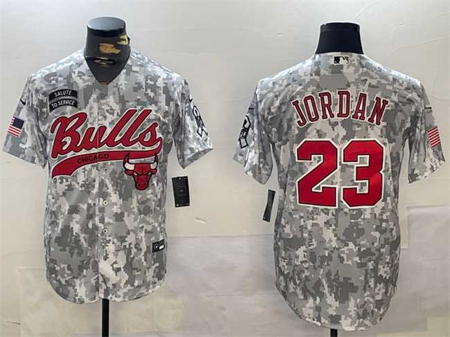 Men%27s Chicago Bulls #23 Michael Jordan 2024 Arctic Camo Salute To Service Stitched Baseball Jersey